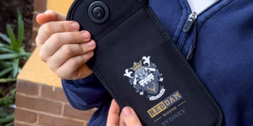 Reddam House Sydney Adopts Screenfree Phone Pouches