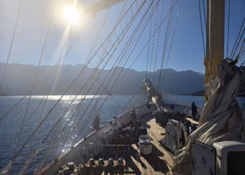 Cruiseabout St Ives Reviews the Royal Clipper Experience