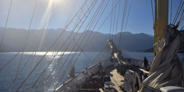 Cruiseabout St Ives Reviews the Royal Clipper Experience